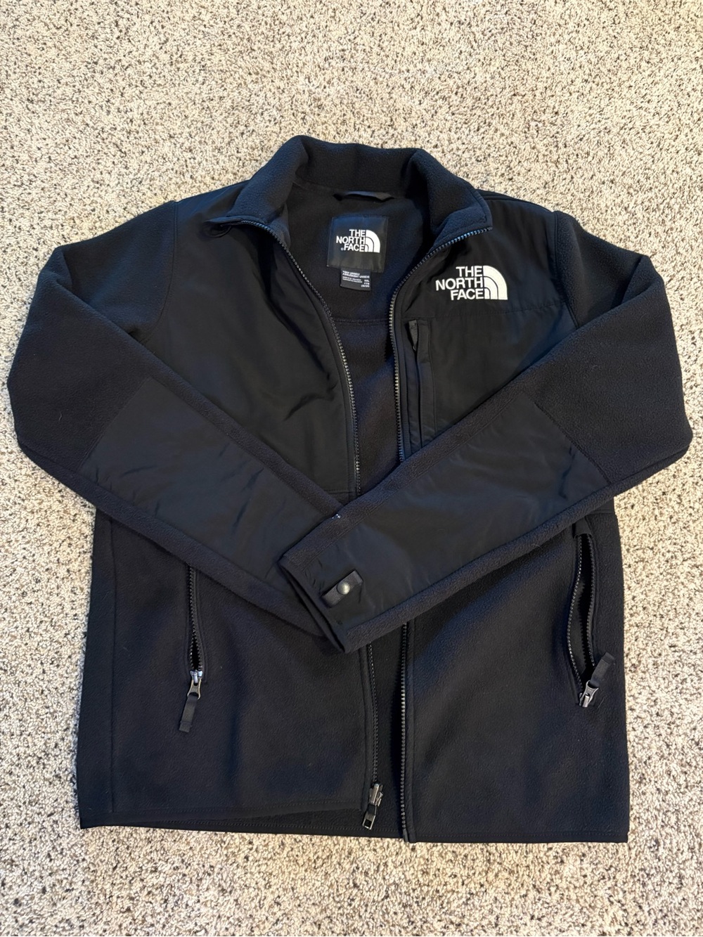 North Face Teen Unisex Black Lightweight Soft Shell Zip Up Fleece Size XXL 18/20